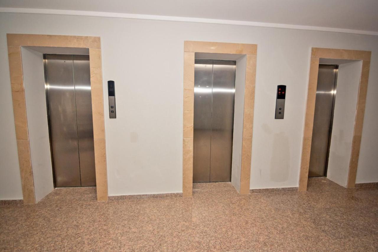 Rezal Plaza Batumi Apartment Luaran gambar