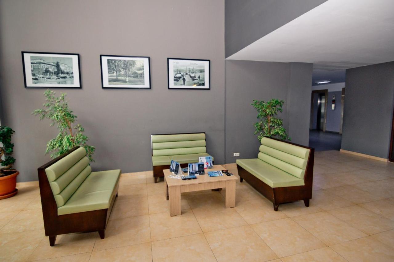 Rezal Plaza Batumi Apartment Luaran gambar